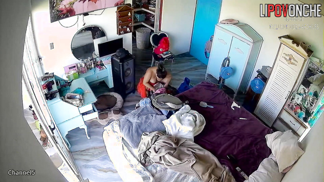 Two fat people dressing to work (naked video from bedroom)