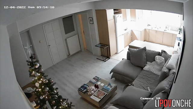 Blonde sucked a man and jumped on his cock in the living room