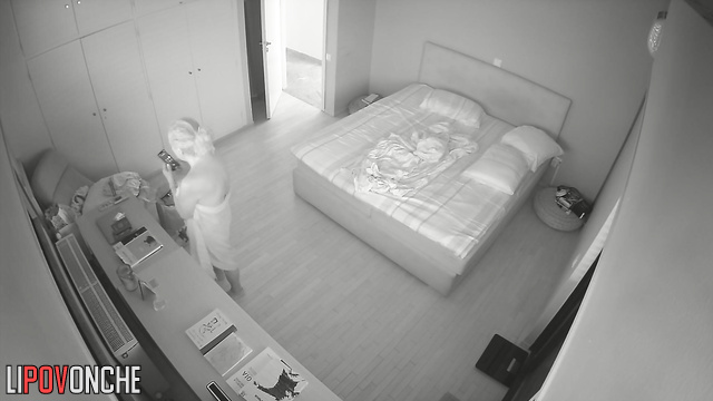 Blonde discusses with her boyfriend how great they had sex yesterday