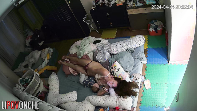 Hidden lactation process (babe doesn't suspect that she's being filmed)