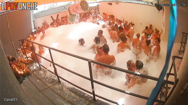 Nudists came to a foam party where everything ended in fucking