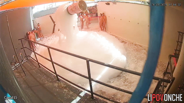Massive pool adult party in foam (watch live video)