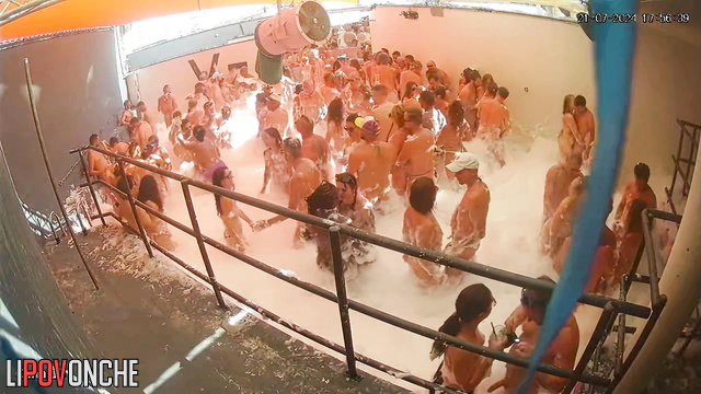 Massive pool adult party in foam (watch live video)