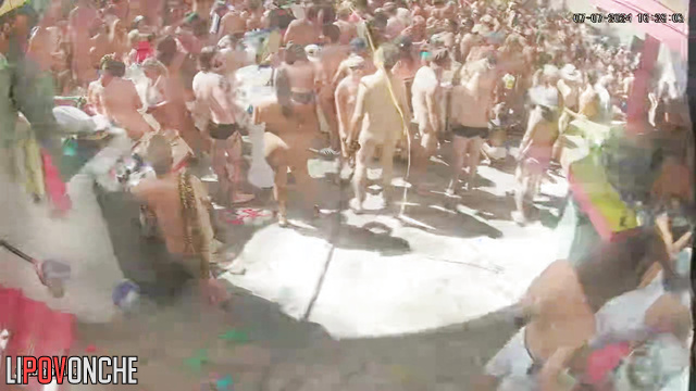 Naked party for for everyone / hidden camera fixed it