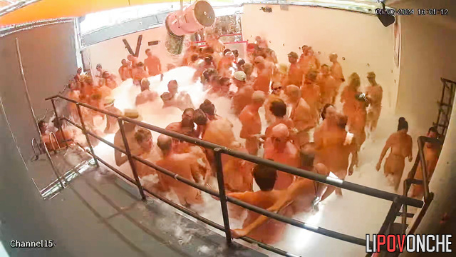 Different people fucking in a foam right now (adult party)