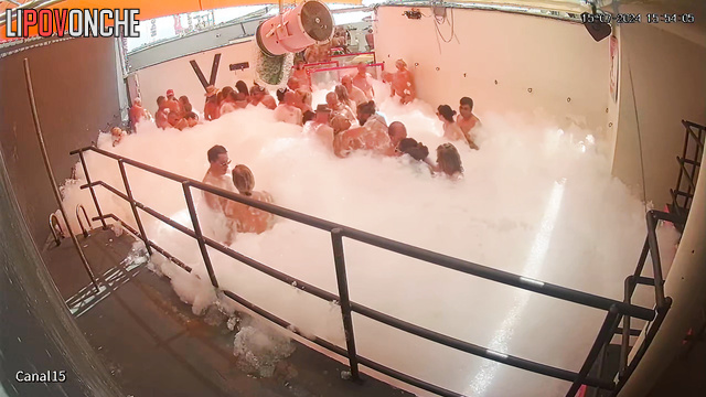 Differente naked people fucking in pool with foam