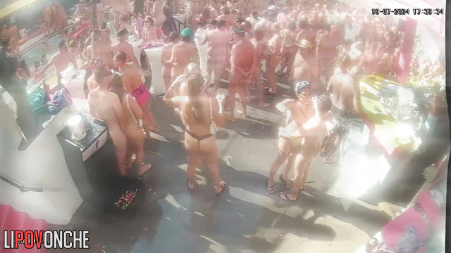 Different people dancing naked at the party right now (sex in pool)