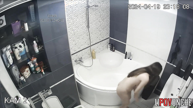 The couple decided to take a shower after sex in front of the mirror