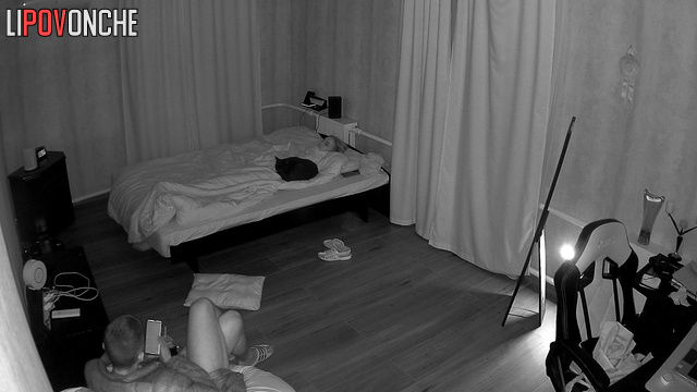 Brunette flashed her bare boobs as she went to bed