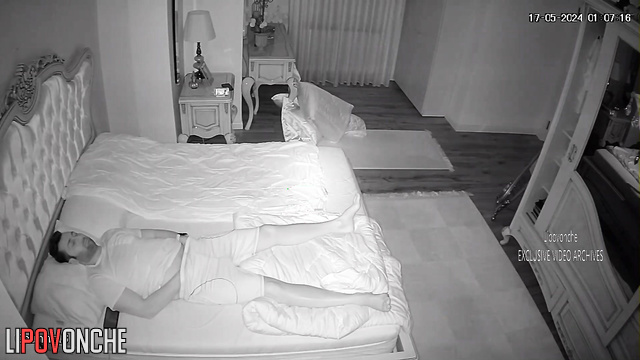 Relax sex after hard day in the office (hot missionary fuck)