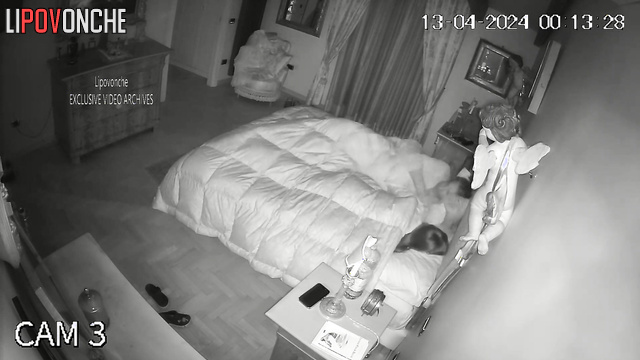 Man fucks blonde in missionary position and cums inside her