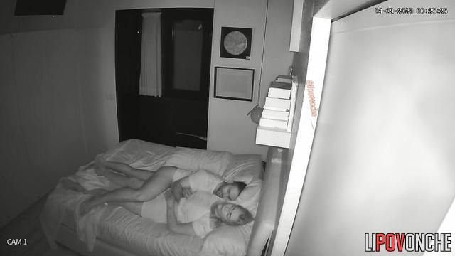 Blonde made him a nice massage after amazing fuck