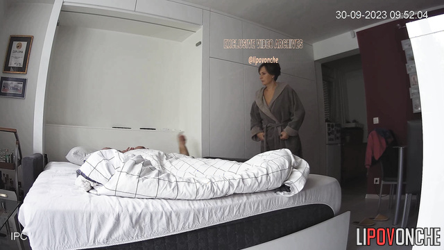Mature Milf and old fart having sex in the bedroom (hidden cam)