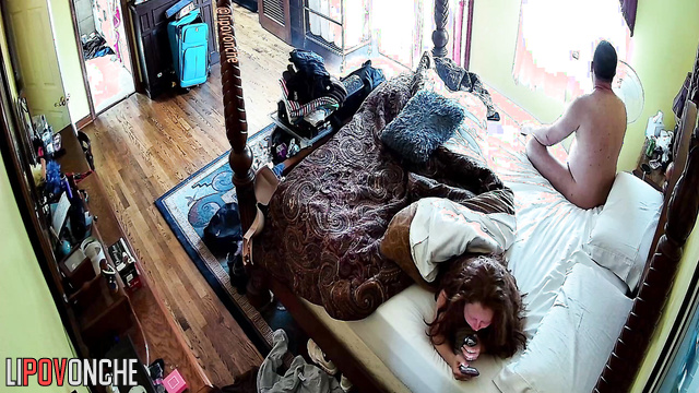 They can lie in bed all day and do nothing (fat couple)