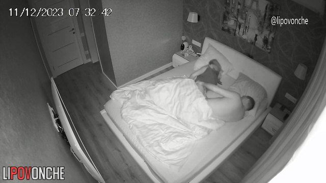 Couple has sex for the fifth time today (they barely know each other)