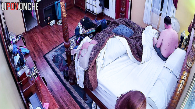 Couple spent the whole night in the bed (watch the video)