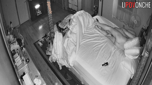 Couple loves to smoke during sexual games (video from bedroom cam)