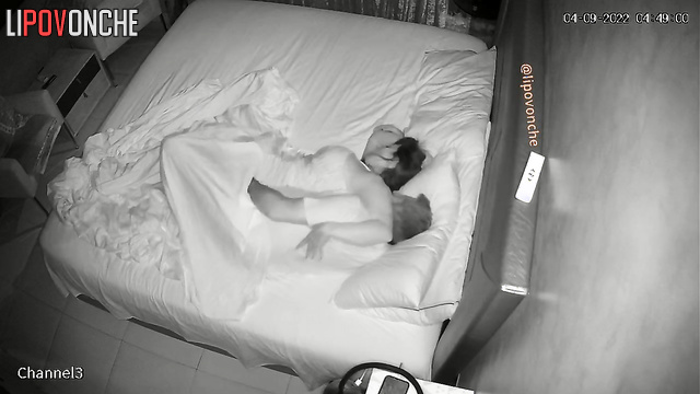 This couple really wanna fuck each other - video from hidden cam
