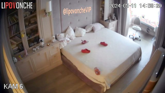 Usual routine of this family / bedroom hidden cam