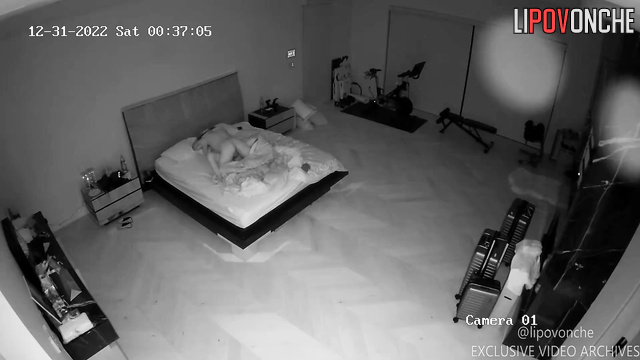 Woman was pleased with what he did to her (spy tapes)
