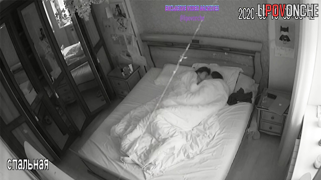 He kissed her pussy and then fucked her, hidden video
