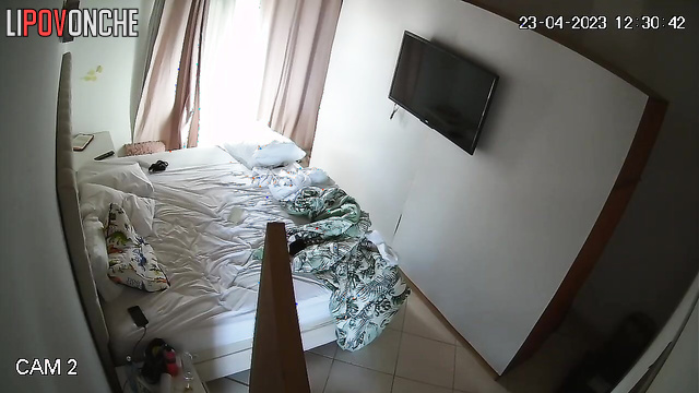 First oral sex of this couple, watch now (live)