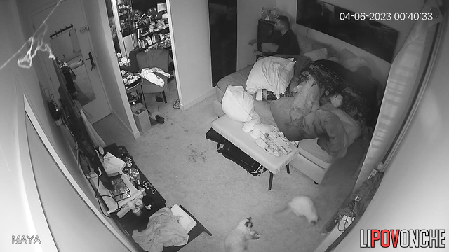 Handsome guy made massage to his sexy chubby girl