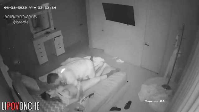 He smared his cock and entered her sweetly (bedroom scenes)