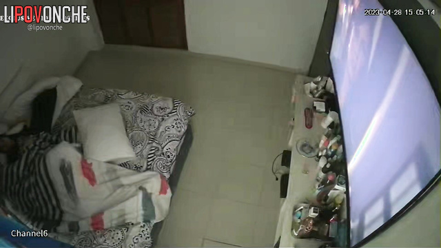 Someone installed a cam in their new flat, watch now