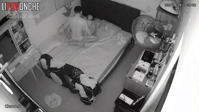 Horny babe sucking dick her sleeping biyfriend