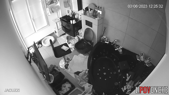 Naked and horny babe peeing after dirty bdsm fuck