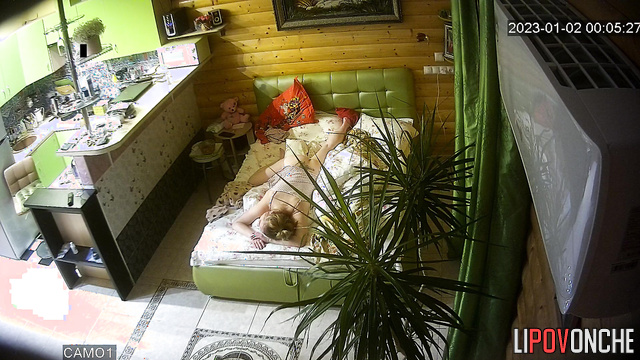 Guy went from work and fucked her in doggystyle