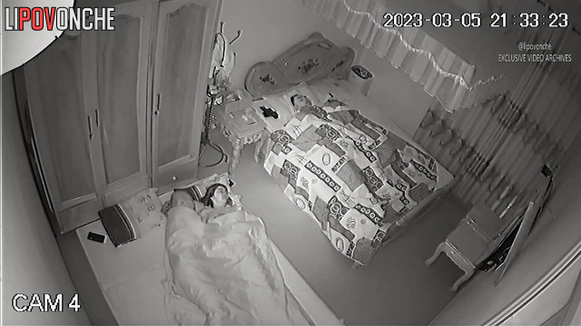 They fucking on the floor so as not to wake up a relative