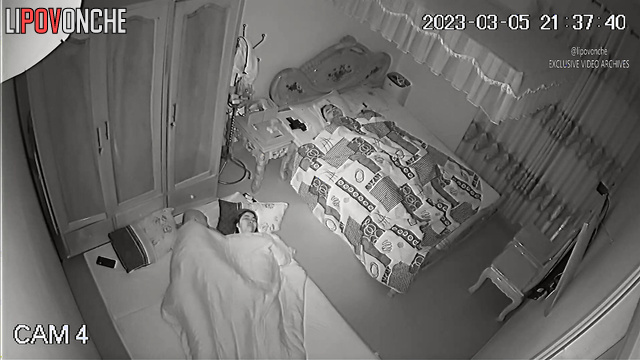 They fucking on the floor so as not to wake up a relative