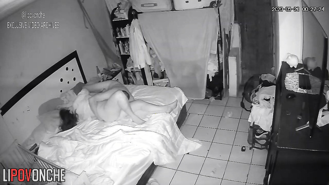 Oral sex tape - enjoy it hidden video from a bedroom