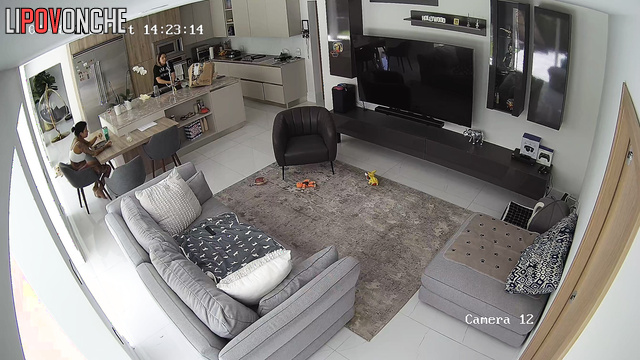 Girls want to make deliciuos dinner - living room video