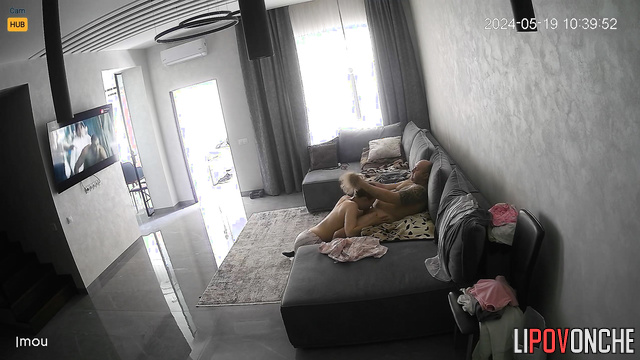 Husband cumed in her sweet mouth and gone away (watch now)