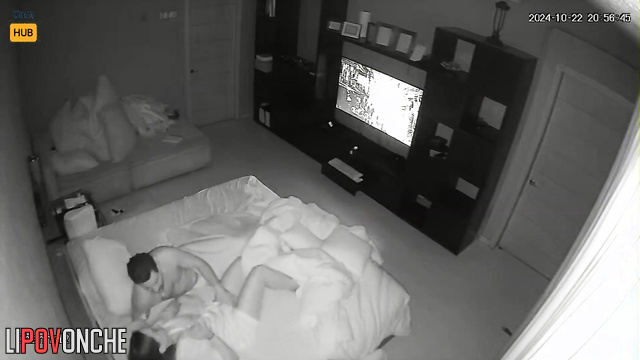 They kissing long and passionately (hidden cam fixed it)