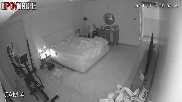 Time under sheets is the best for this couple / hot video