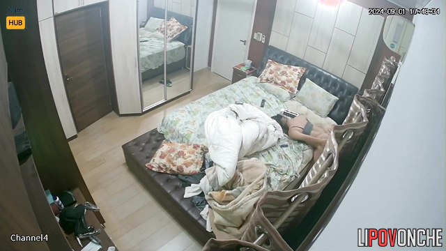 They spending time with cunnilingus and sex (hidden cam)