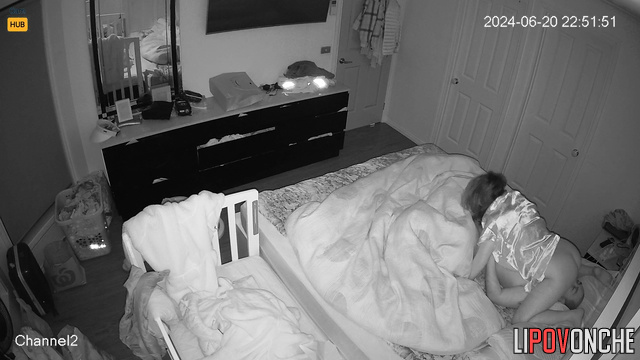 Girl siting on his face and getting real pleasure