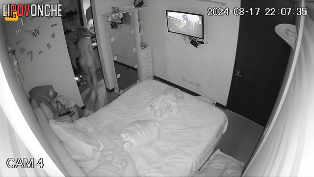 Colombian wife asked her husband to give her a massage and fuck her afterward.