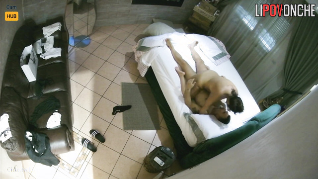 He invited her on his face - hot home live video