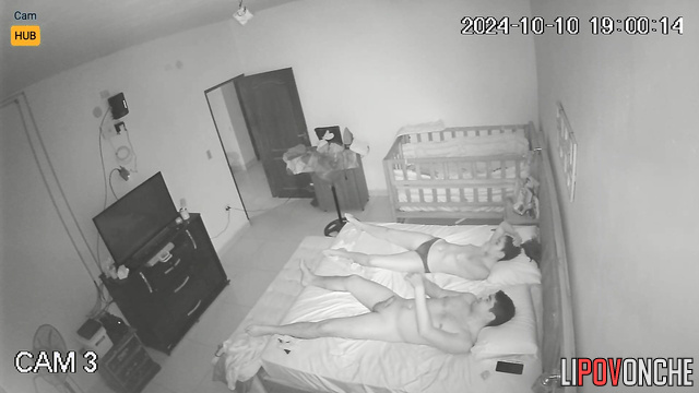 Skinny girl enjoying a cock her young lover - sex scenes