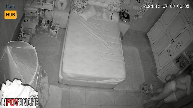 They kissing and immediately want to go to bed