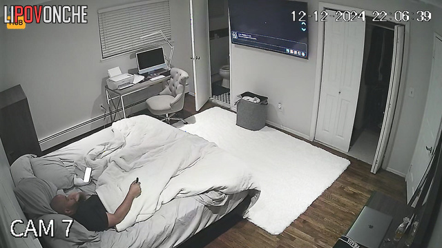Boring bald guy watching dirty porn and wanna jerk off