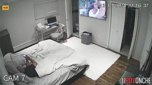 Boring bald guy watching dirty porn and wanna jerk off
