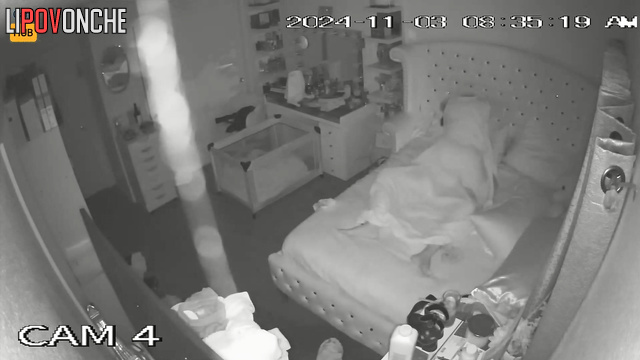 Bedroom sex tape - hot long-haired lady saddled a cock