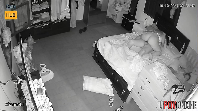 She makes blowjob perfectly (sexy lady and her stepbro)