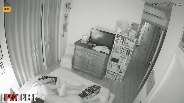 Boy making her cunnilingus during sex / cool scenes
